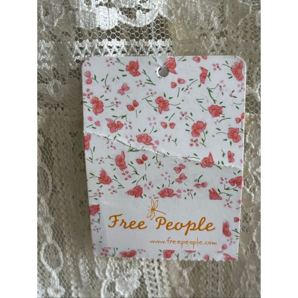 ❤️Free People Lace Top - Picture 3 of 5